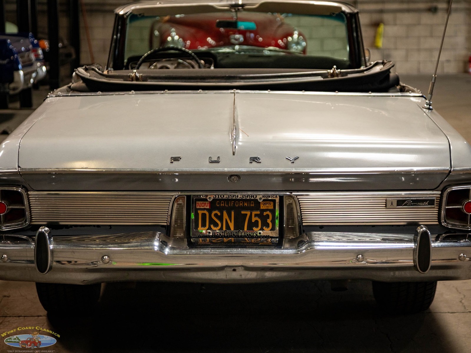 Plymouth-Fury-1963-2-Door-Convertible-19