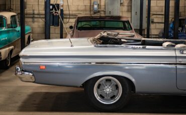 Plymouth-Fury-1963-2-Door-Convertible-4