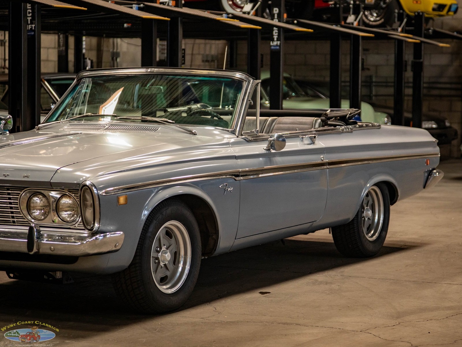 Plymouth-Fury-1963-2-Door-Convertible-9
