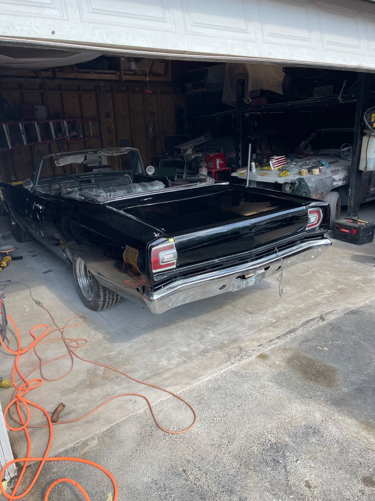 Plymouth-GTX-1968-Convertible-14