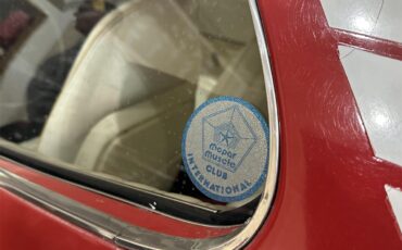 Plymouth-Gtx-1972-Red-Black-14