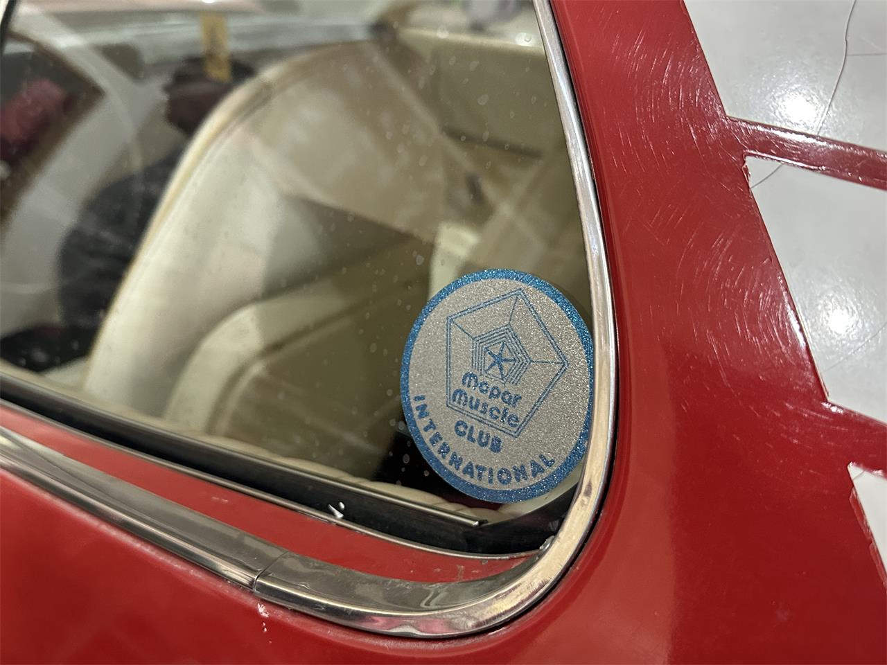 Plymouth-Gtx-1972-Red-Black-14