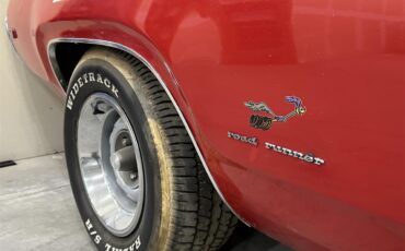 Plymouth-Gtx-1972-Red-Black-26