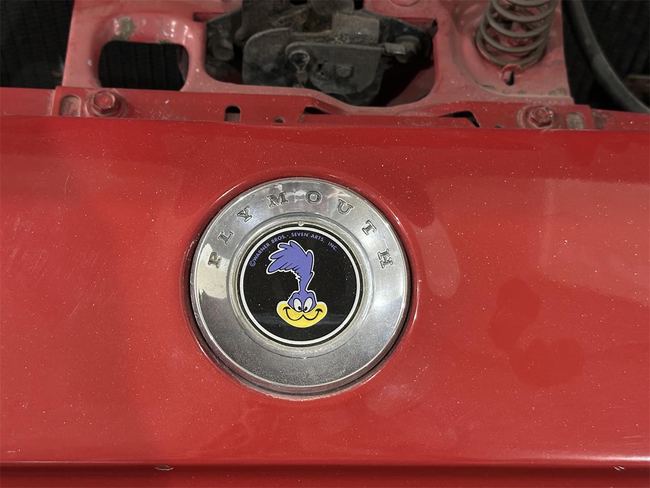 Plymouth-Gtx-1972-Red-Black-8