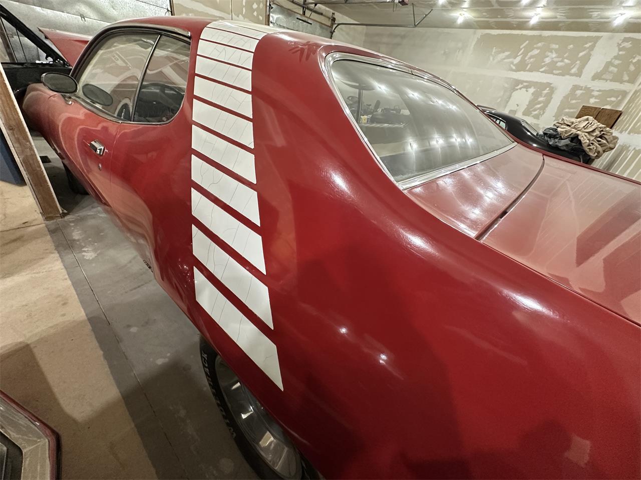 Plymouth-Gtx-1972-Red-Black