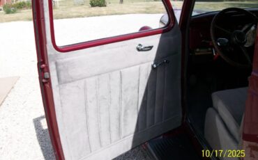 Plymouth-P2-1936-Burgandy-Gray-1