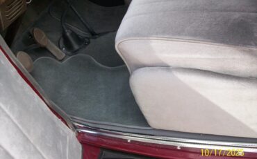 Plymouth-P2-1936-Burgandy-Gray-4