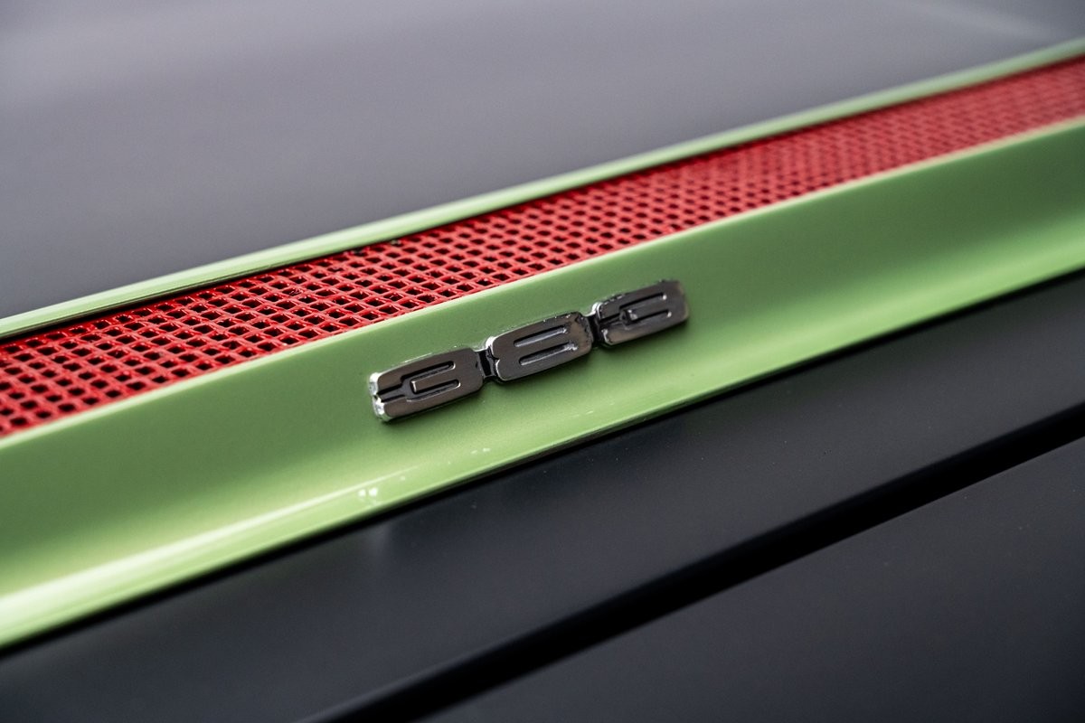 Plymouth-Road-Runner-1969-Coupe-12