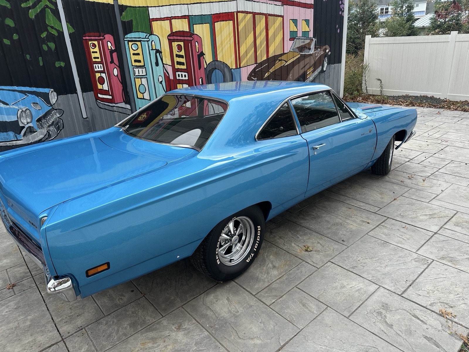 Plymouth-Road-Runner-1969-Coupe-16