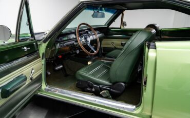 Plymouth-Road-Runner-1969-Coupe-2