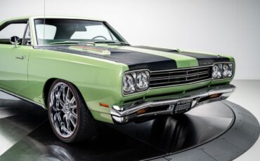 Plymouth-Road-Runner-1969-Coupe-9