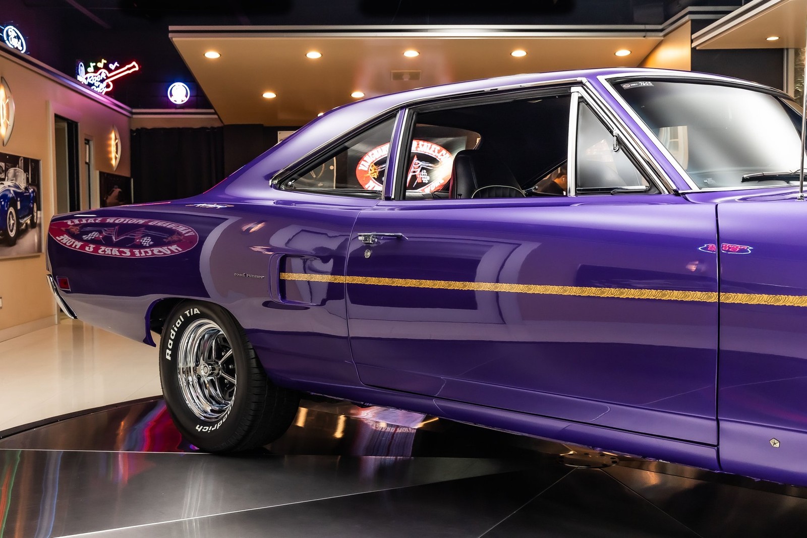 Plymouth-Road-Runner-1970-Coupe-22