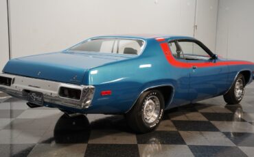 Plymouth-Road-Runner-1974-Coupe-11