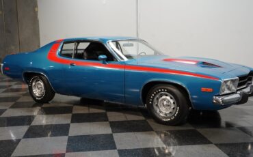 Plymouth-Road-Runner-1974-Coupe-13