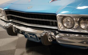 Plymouth-Road-Runner-1974-Coupe-17