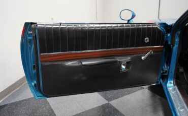 Plymouth-Road-Runner-1974-Coupe-32