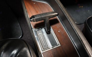 Plymouth-Road-Runner-1974-Coupe-37