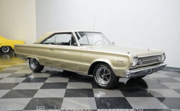 Plymouth-Satellite-1966-Gold-Black-2