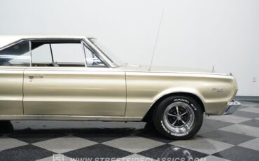 Plymouth-Satellite-1966-Gold-Black-33