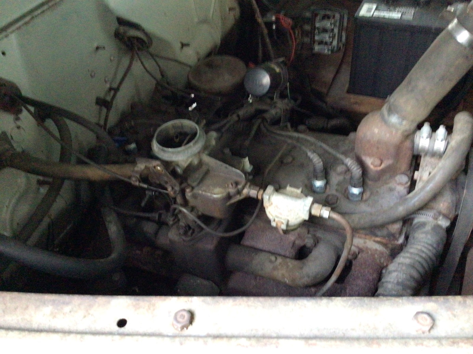 Plymouth-Special-Deluxe-1947-Coupe-13