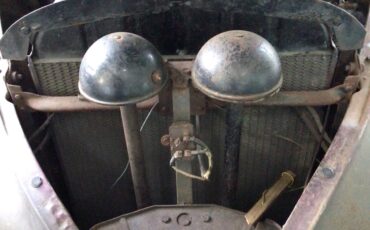 Plymouth-Special-Deluxe-1947-Coupe-15