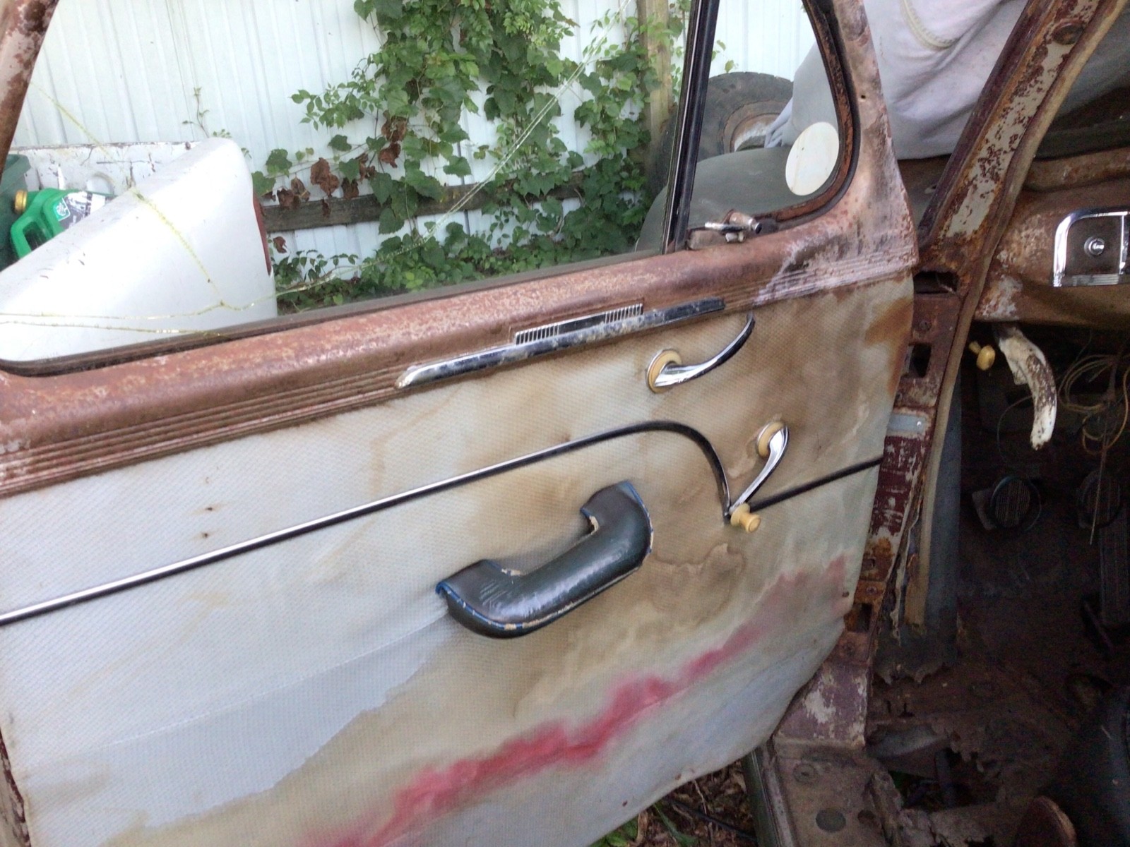 Plymouth-Special-Deluxe-1947-Coupe-16