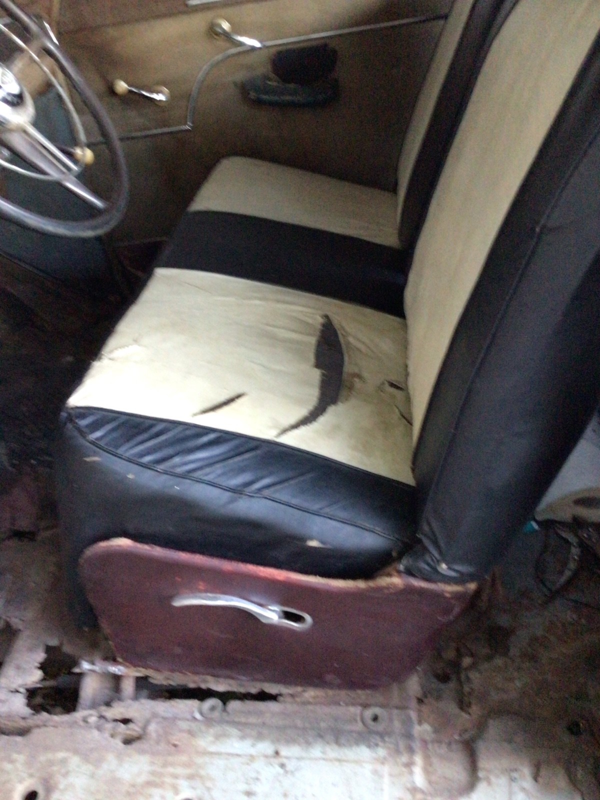 Plymouth-Special-Deluxe-1947-Coupe-6