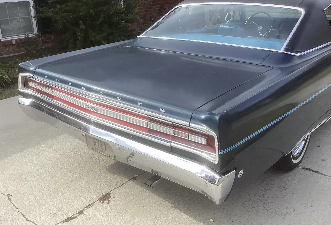 Plymouth-Sport-fury-1968