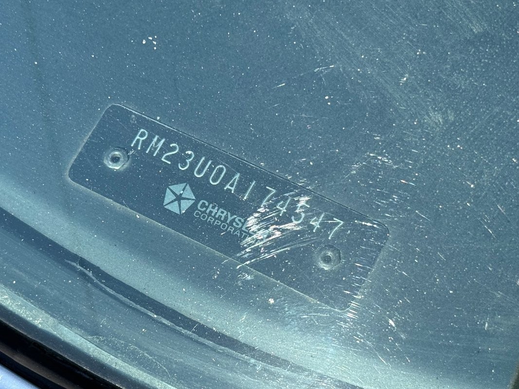 Plymouth-Superbird-1970-36