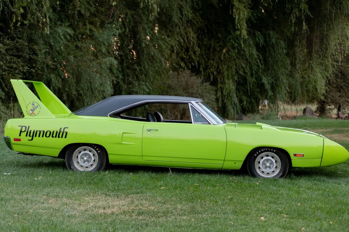 Plymouth-Superbird-1970-5