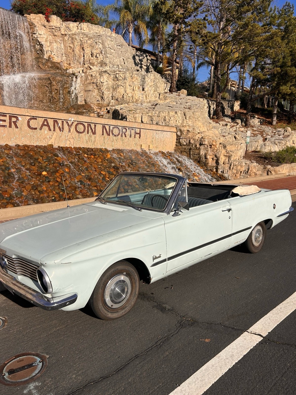 Plymouth-Valiant-1964-11