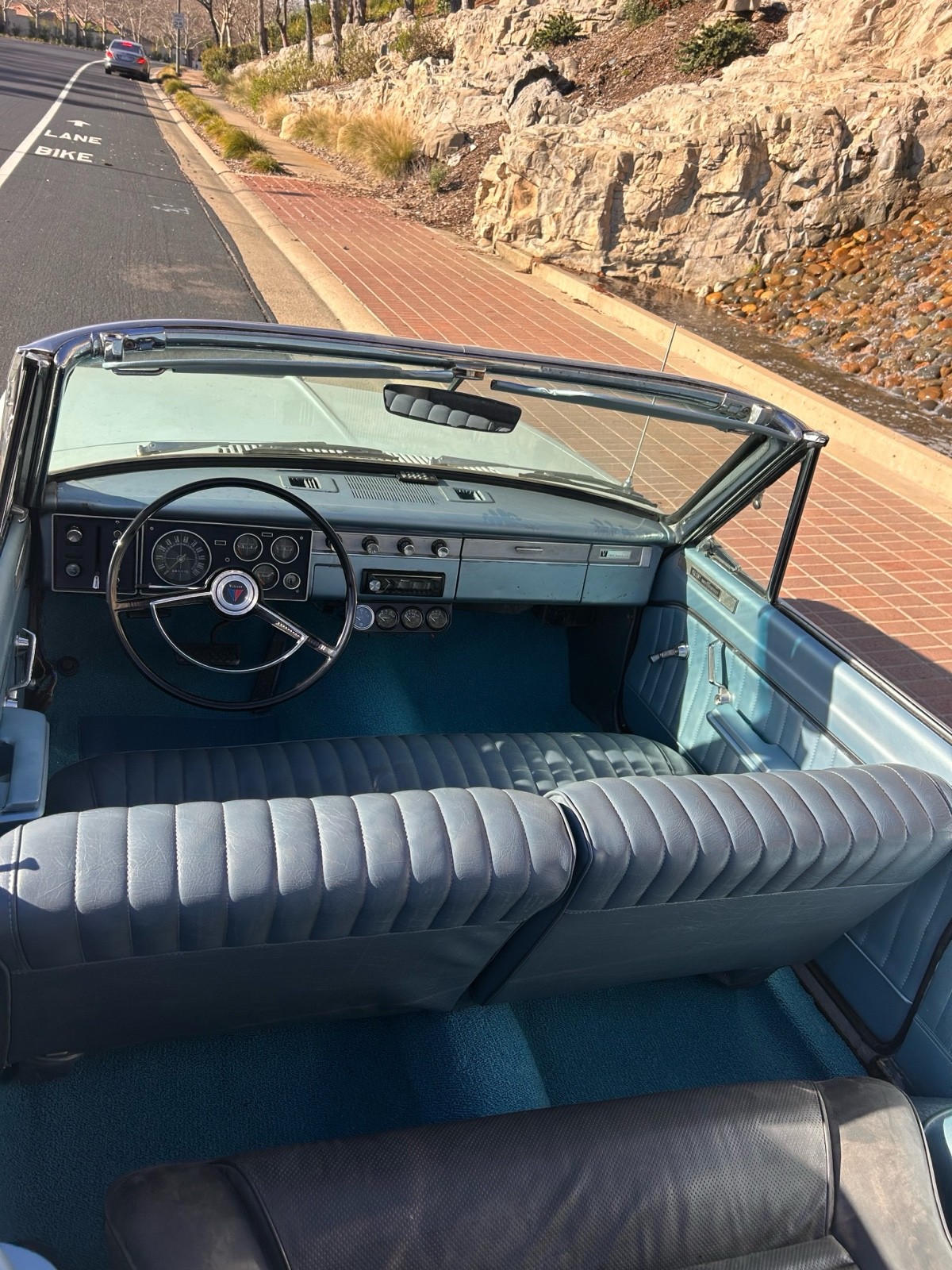 Plymouth-Valiant-1964-19