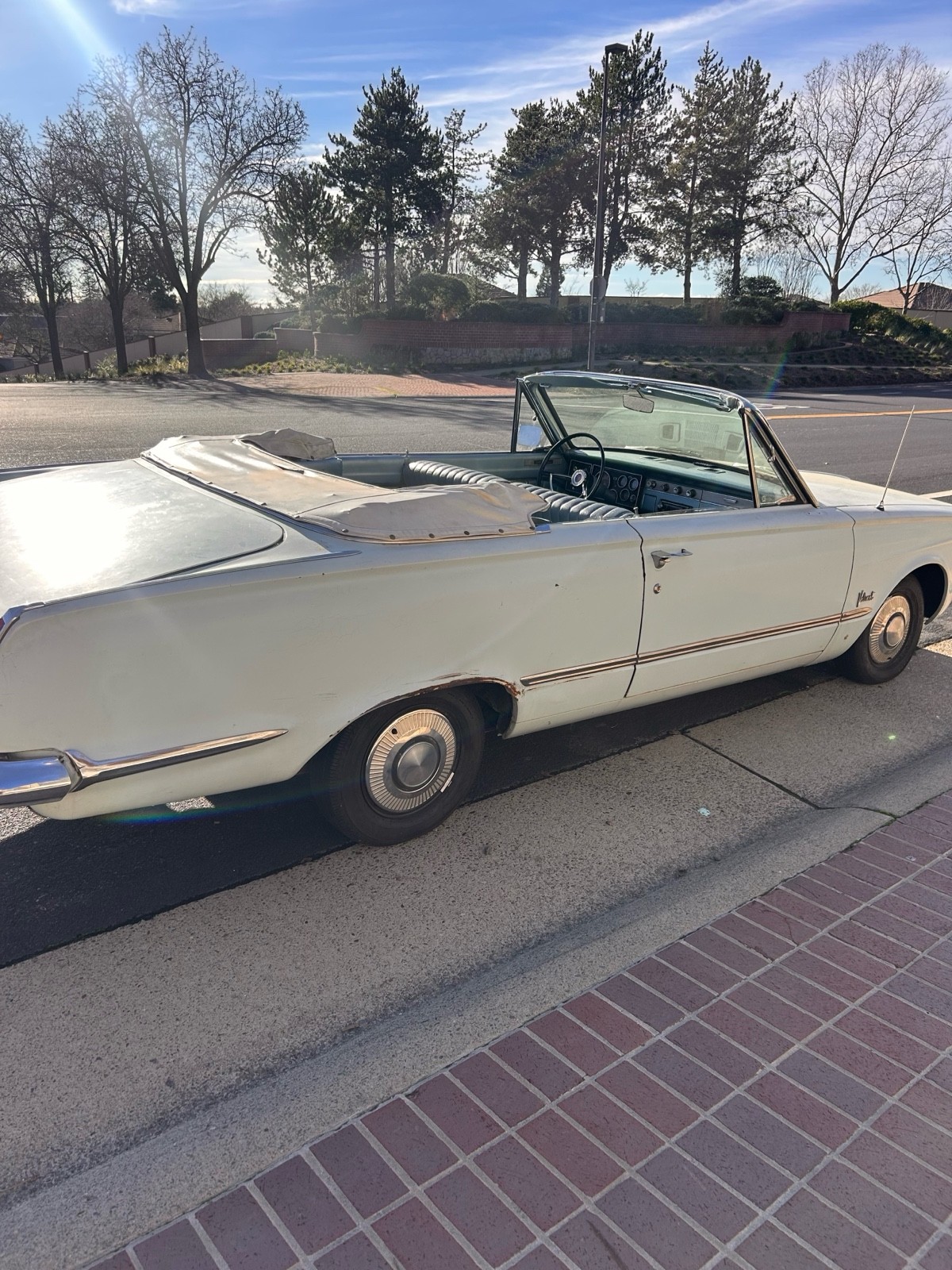 Plymouth-Valiant-1964-3