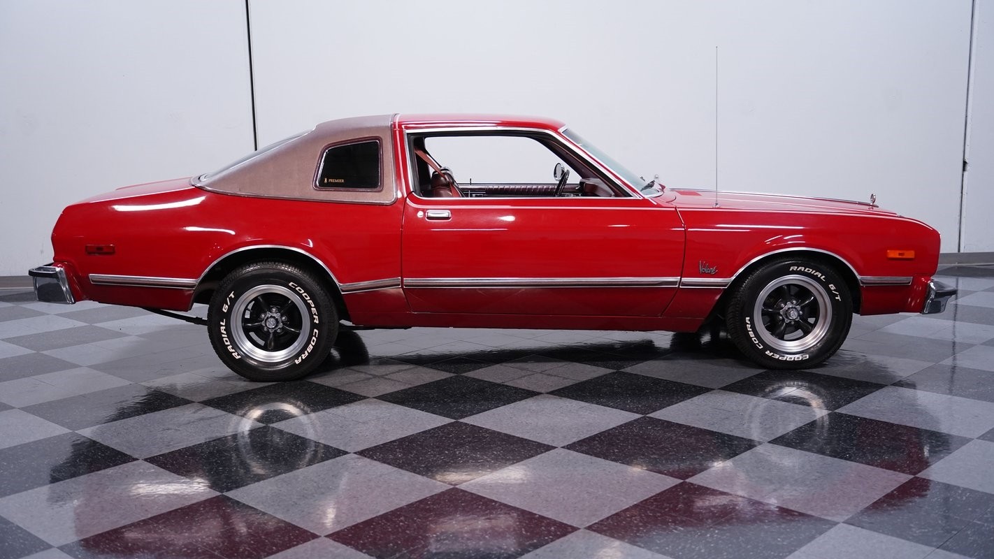 Plymouth-Volare-1976-Coupe-12