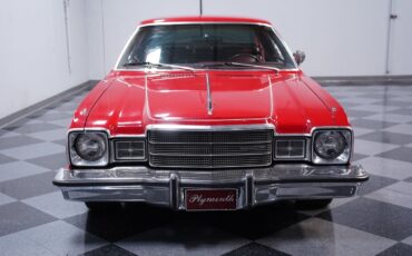 Plymouth-Volare-1976-Coupe-15