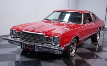 Plymouth-Volare-1976-Coupe-16