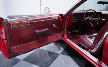 Plymouth-Volare-1976-Coupe-28