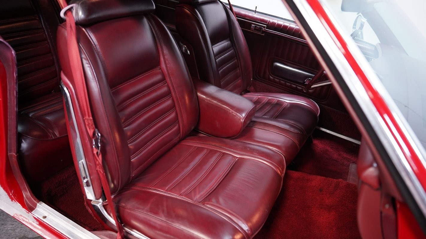 Plymouth-Volare-1976-Coupe-36