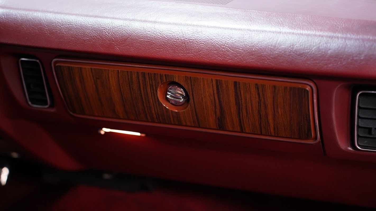 Plymouth-Volare-1976-Coupe-39