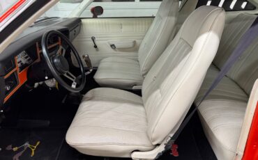 Plymouth-Volare-1977-34