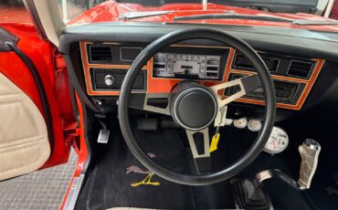 Plymouth-Volare-1977-35