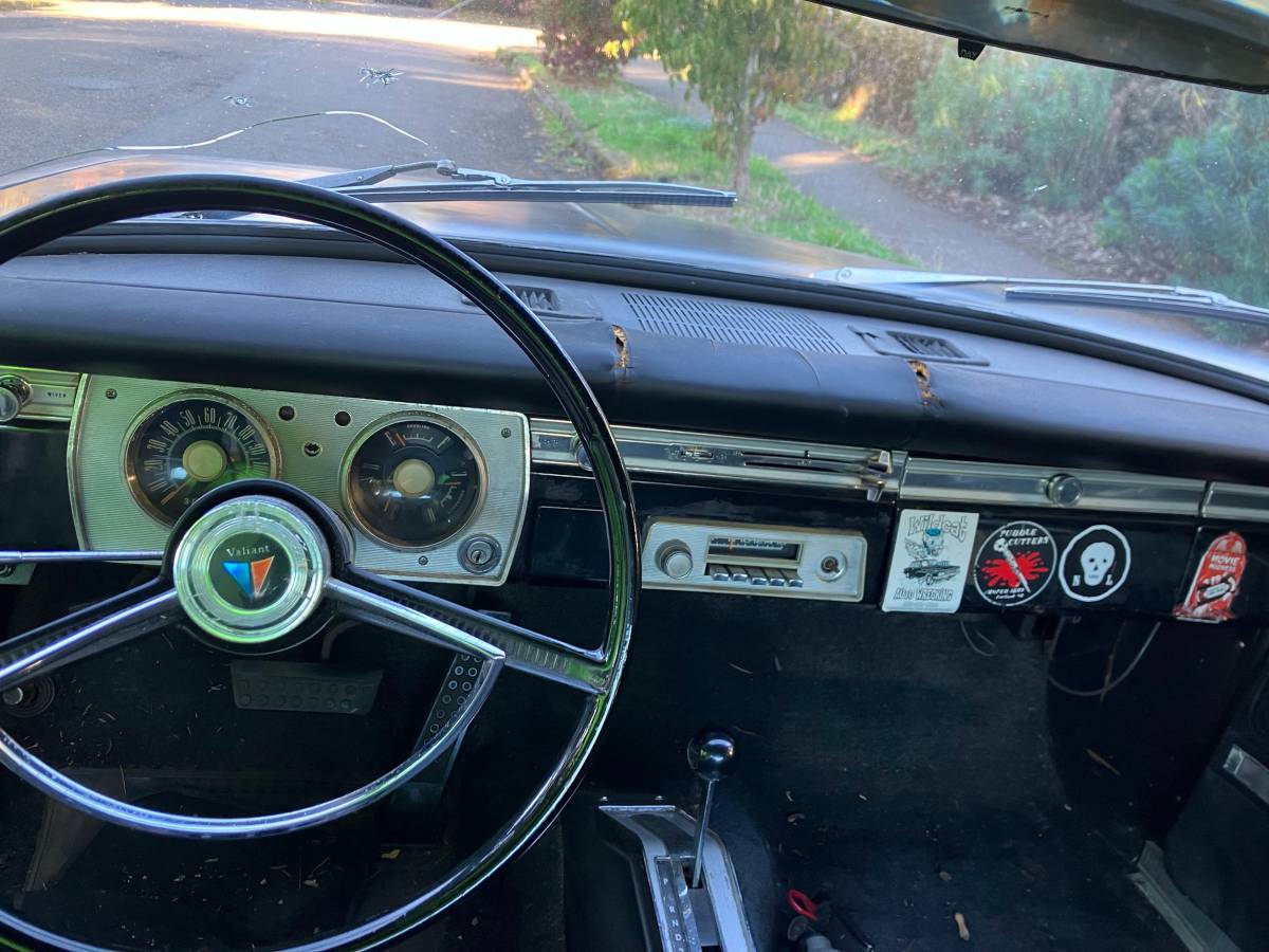 Plymouth-barracuda-1965-black-1