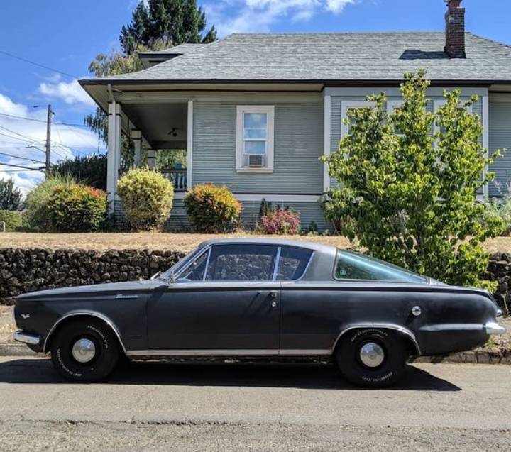 Plymouth-barracuda-1965-black-8