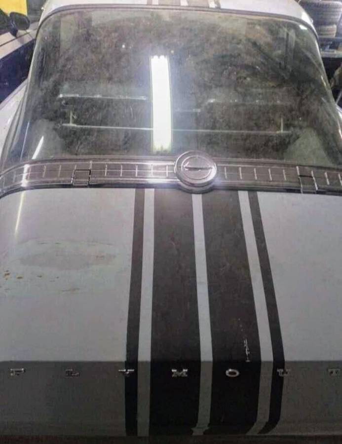 Plymouth-barracuda-1966