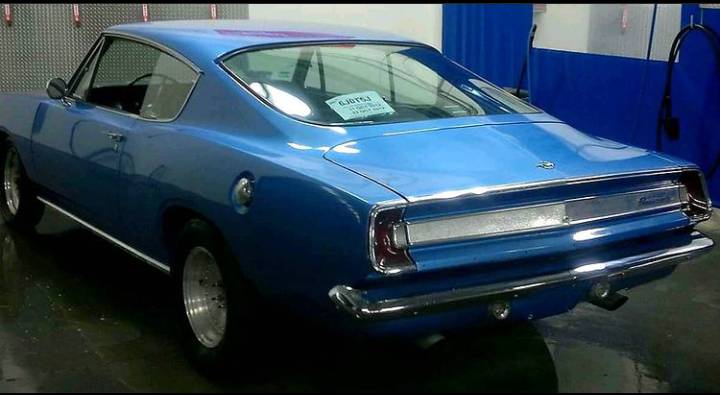 Plymouth-barracuda-1967-blue-3