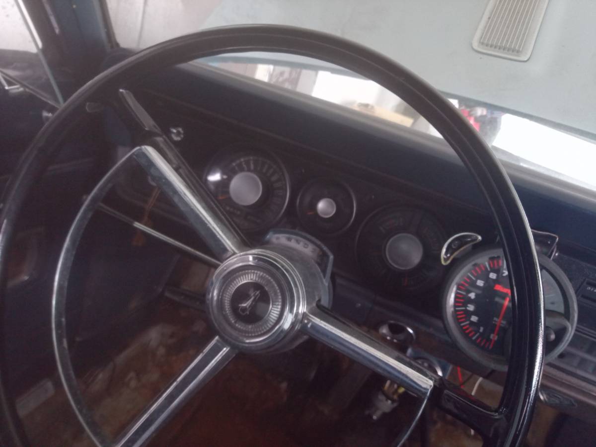 Plymouth-barracuda-1967-blue-5