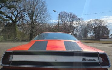 Plymouth-barracuda-1967-orange-2