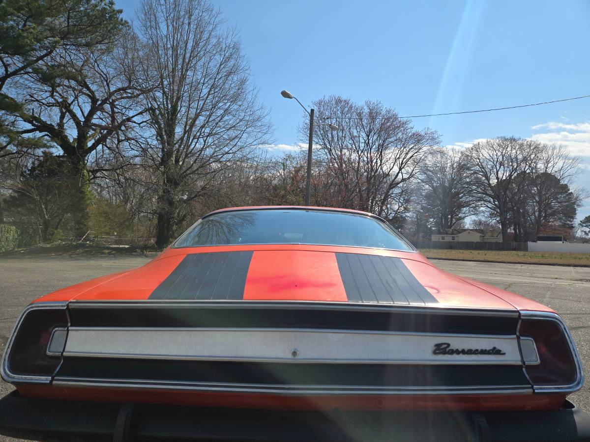 Plymouth-barracuda-1967-orange-2