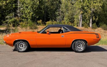 Plymouth-barracuda-1970-orange-3