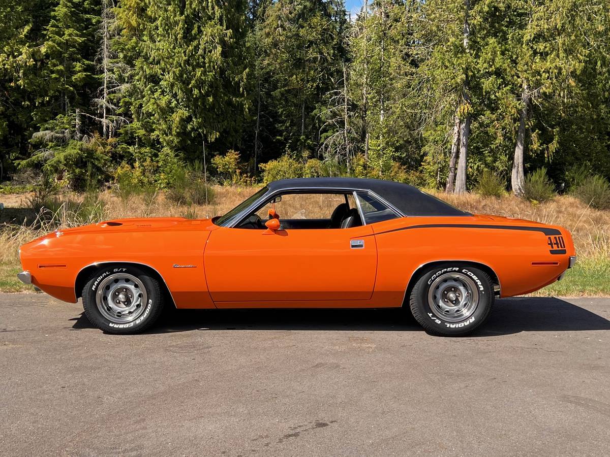 Plymouth-barracuda-1970-orange-3